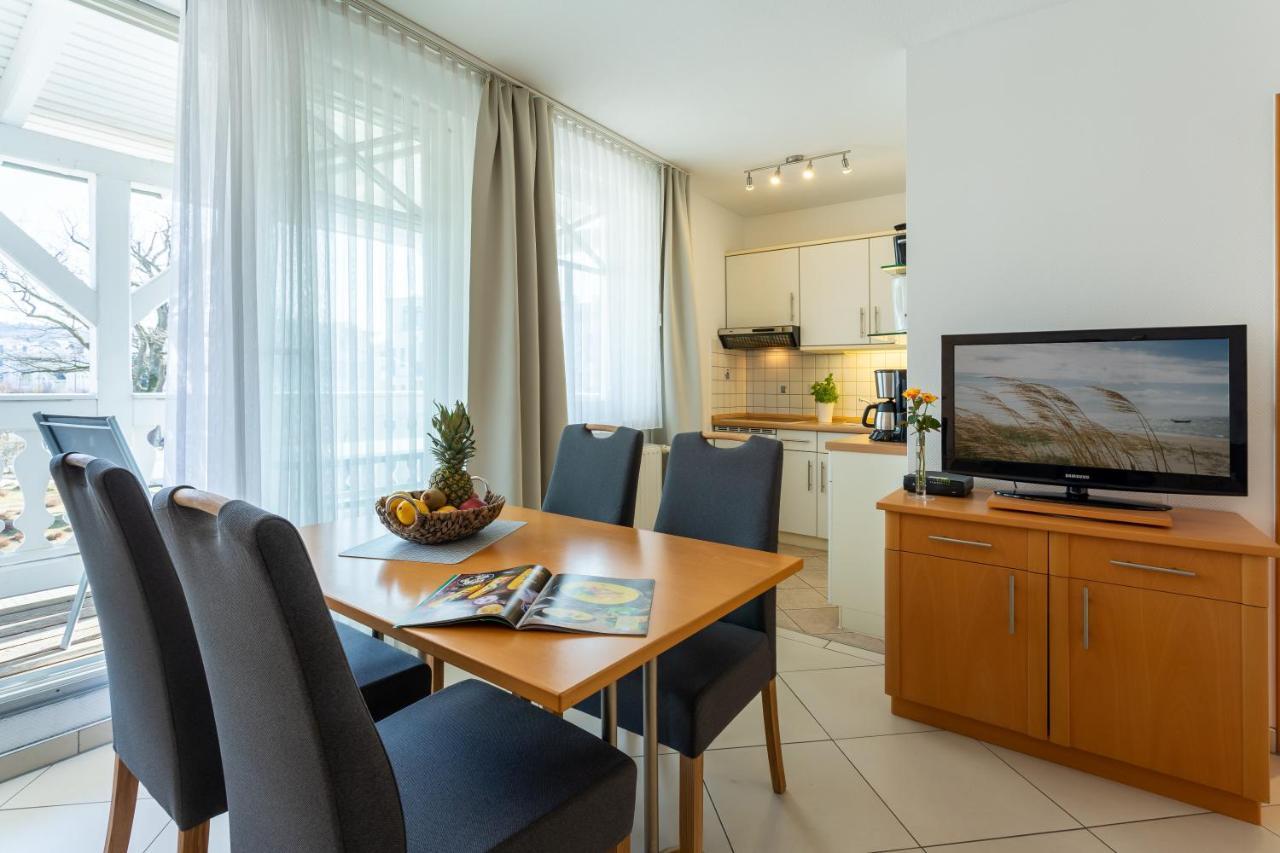 Haus Strandburg - Hinter Duene Und Meer Binz Eksteriør billede
