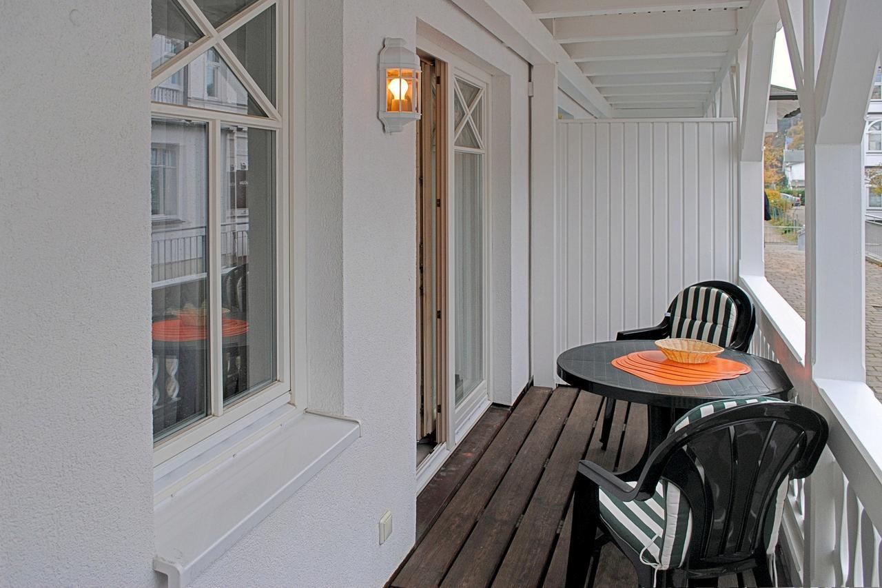 Haus Strandburg - Hinter Duene Und Meer Binz Eksteriør billede
